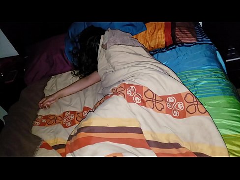 ❤️ El fillastre renya la seva jove madrastra mentre dorm. ❤️ Porno anal al ca.pornofilmtv.ru ❌